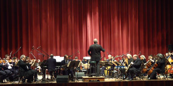 Alejandro Santos en Concierto con Domingo Cura en Teatro Ateneo